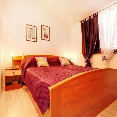 In With Terrace Apartment *